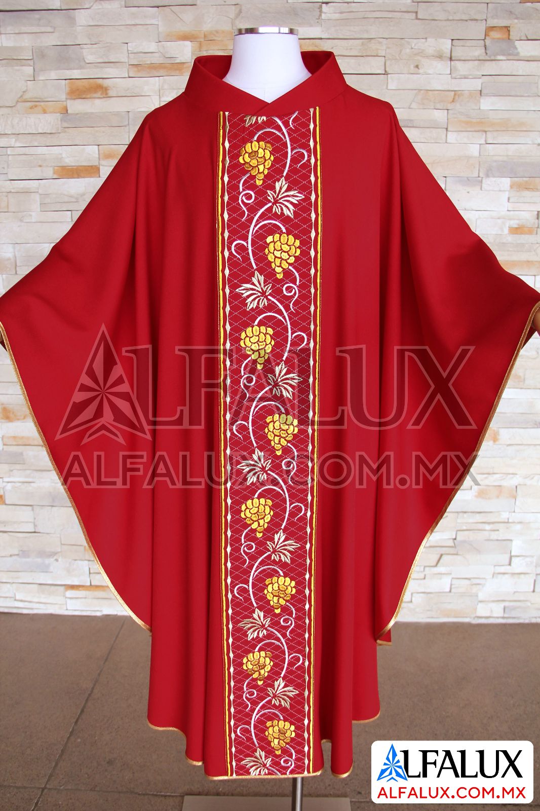 03 UVAS Casulla Alfalux RojoQuem Burdeos Central 130